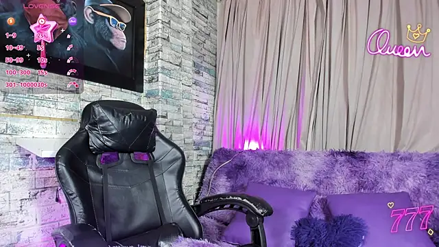 Snapshot of Zamara_Kleii chatting on 07-17-26, 10:33 Zamara Kleii online show from 07-17-26, 10:33