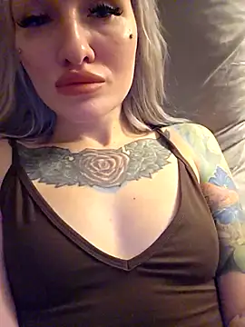 KateMonroe online show from 12-17-25, 08:59