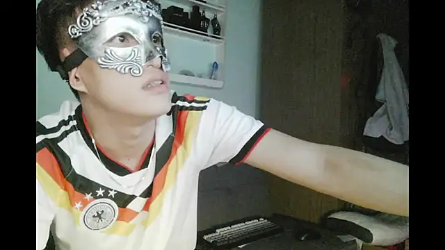 boyhigh1997 online show from 06-19-26, 10:52