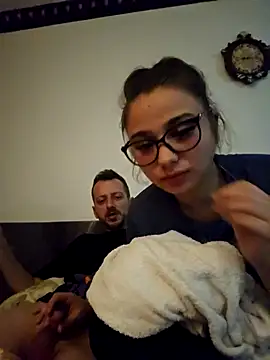 Snapshot of raducori chatting on 03-08-26, 02:04 raducori online show from 03-08-26, 02:04