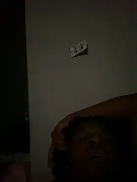 Snapshot of Preto_Diamamte chatting on 10-07-25, 02:20 Preto Diamamte online show from 10-07-25, 02:20