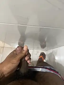 Snapshot of Preto_Diamamte chatting on 02-16-26, 10:00 Preto Diamamte online show from 02-16-26, 10:00