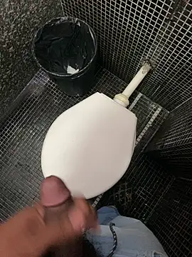 Snapshot of Preto_Diamamte chatting on 04-09-26, 03:28 Preto Diamamte online show from 04-09-26, 03:28