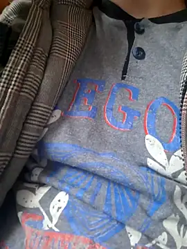 Snapshot of hugecock4u1990 chatting on 11-10-25, 08:35 hugecock4u1990 online show from 11-10-25, 08:35