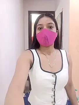 Snapshot of Cute_Rakhi8 chatting on 05-07-26, 05:13 Cute Rakhi8 online show from 05-07-26, 05:13