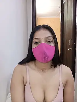 Snapshot of Cute_Rakhi8 chatting on 05-15-26, 05:03 Cute Rakhi8 online show from 05-15-26, 05:03