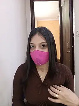 Snapshot of Cute_Rakhi8 chatting on 05-21-26, 05:03 Cute Rakhi8 online show from 05-21-26, 05:03