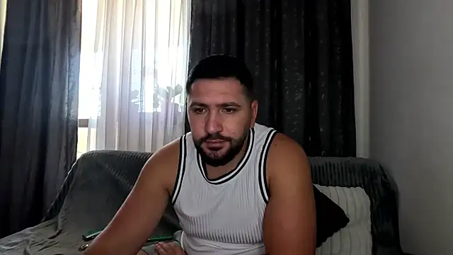 Snapshot of Gold_Alpha_Boy chatting on 09-27-25, 07:24 Gold Alpha Boy online show from 09-27-25, 07:24