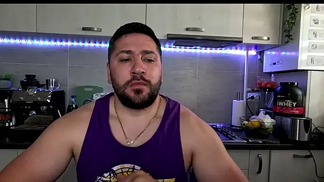 Gold Alpha Boy online show from 06-21-26, 05:21