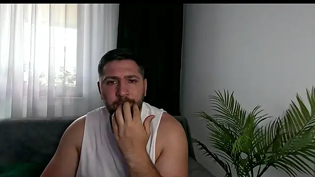 Gold Alpha Boy online show from 06-29-26, 01:22