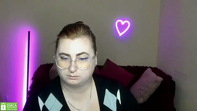 Snapshot of Alicia_love00 chatting on 09-25-25, 05:22 Alicia love00 online show from 09-25-25, 05:22