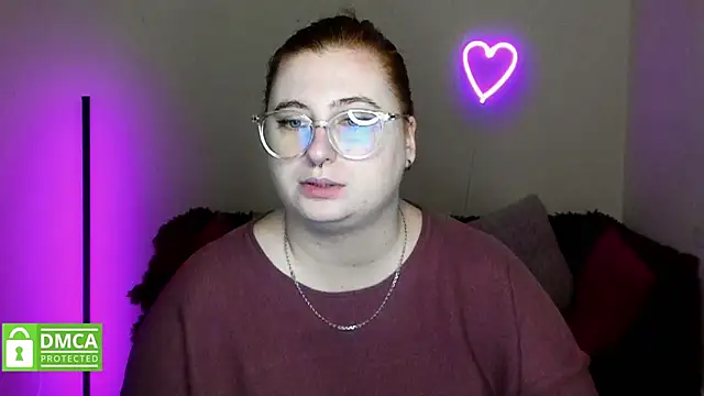 Snapshot of Alicia_love00 chatting on 10-06-25, 05:27 Alicia love00 online show from 10-06-25, 05:27