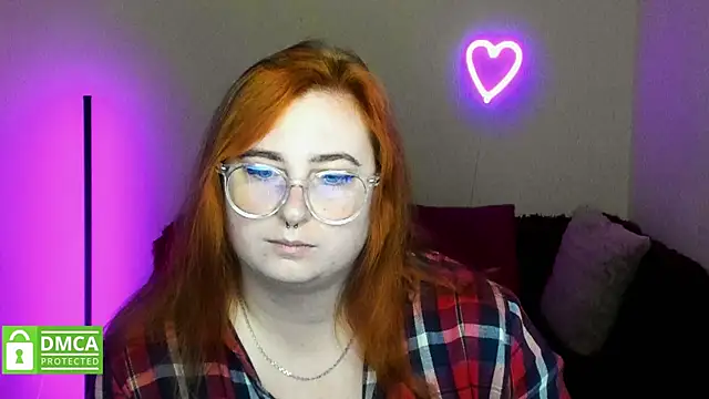 Snapshot of Alicia_love00 chatting on 10-07-25, 05:26 Alicia love00 online show from 10-07-25, 05:26