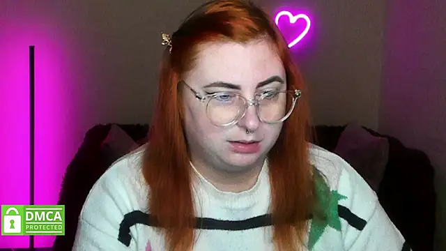 Snapshot of Alicia_love00 chatting on 11-13-25, 06:23 Alicia love00 online show from 11-13-25, 06:23