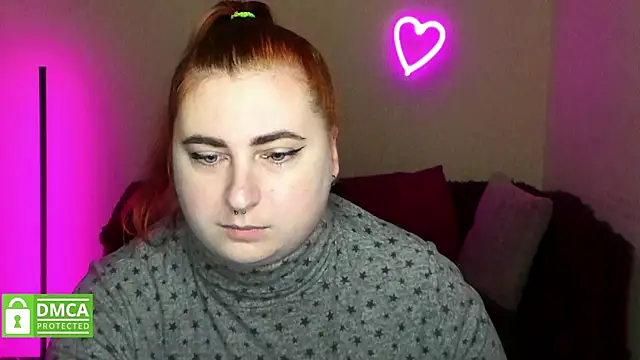 Snapshot of Alicia_love00 chatting on 11-14-25, 06:23 Alicia love00 online show from 11-14-25, 06:23