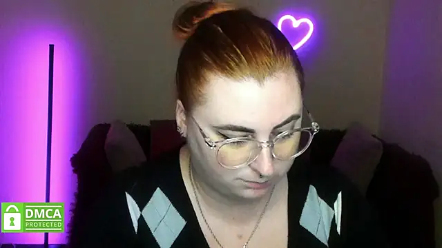 Snapshot of Alicia_love00 chatting on 11-22-25, 06:23 Alicia love00 online show from 11-22-25, 06:23