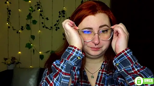 Snapshot of Alicia_love00 chatting on 02-03-26, 06:22 Alicia love00 online show from 02-03-26, 06:22