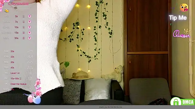 Snapshot of Alicia_love00 chatting on 02-14-26, 12:24 Alicia love00 online show from 02-14-26, 12:24