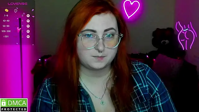 Snapshot of Alicia_love00 chatting on 02-28-26, 12:28 Alicia love00 online show from 02-28-26, 12:28