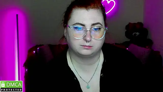 Snapshot of Alicia_love00 chatting on 03-01-26, 06:26 Alicia love00 online show from 03-01-26, 06:26