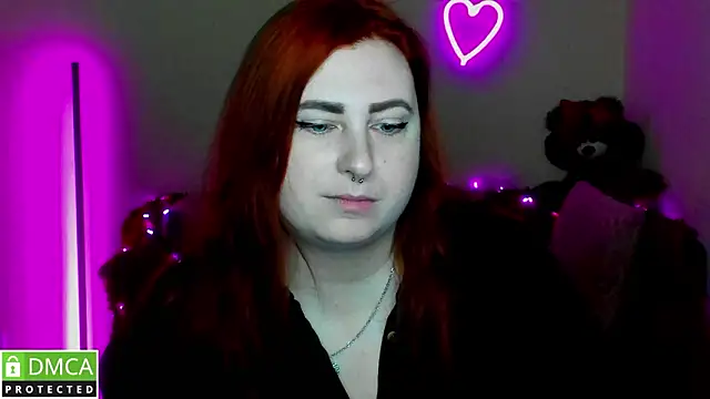 Snapshot of Alicia_love00 chatting on 03-06-26, 06:21 Alicia love00 online show from 03-06-26, 06:21