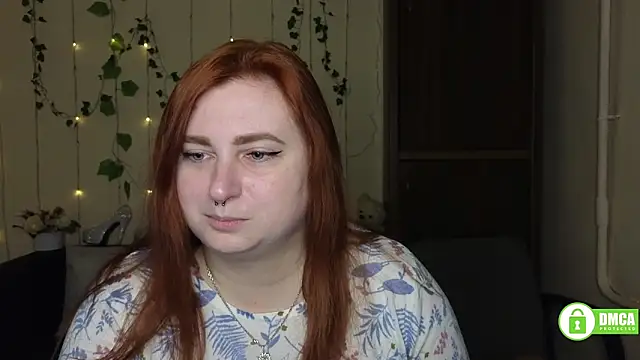 Snapshot of Alicia_love00 chatting on 03-15-26, 06:30 Alicia love00 online show from 03-15-26, 06:30