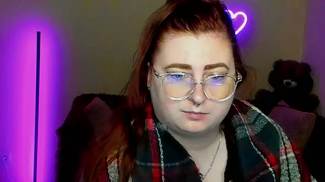 Alicia love00 online show from 04-29-26, 05:33