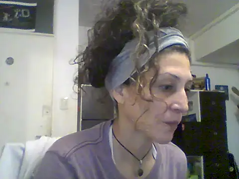 Snapshot of Bebita-zmp chatting on 06-13-26, 08:29 Bebita-zmp online show from 06-13-26, 08:29