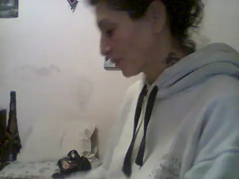 Snapshot of Bebita-zmp chatting on 06-28-26, 03:45 Bebita-zmp online show from 06-28-26, 03:45