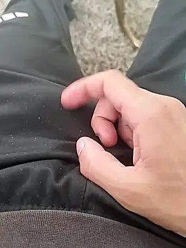 idhem   31 online show from 03-18-26, 01:14