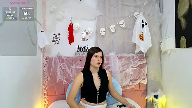 sukilove18 online show from 10-20-25, 11:16