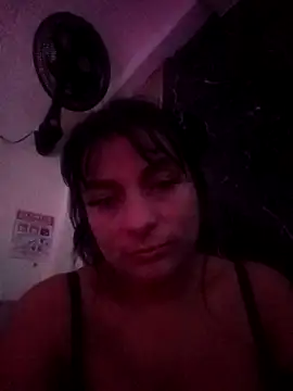 Snapshot of Lawuaifu1 chatting on 12-18-25, 05:46 Lawuaifu1 online show from 12-18-25, 05:46