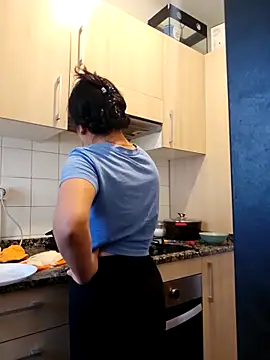 Snapshot of betzita chatting on 01-15-26, 12:10 betzita online show from 01-15-26, 12:10