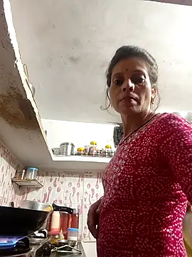 Snapshot of ISHANI-SINGH chatting on 02-26-26, 04:06 ISHANI-SINGH online show from 02-26-26, 04:06