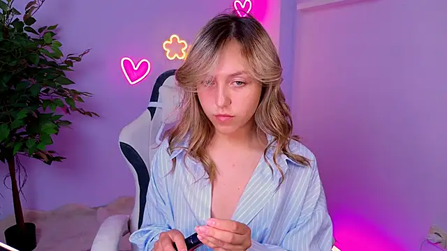 CindySparkl online show from 06-27-26, 03:11