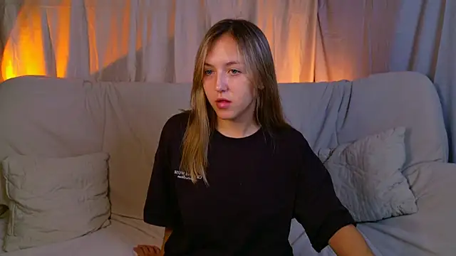 CindySparkl online show from 07-11-26, 04:04