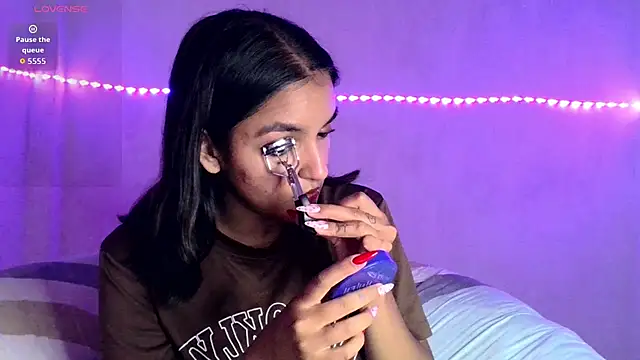 Snapshot of Ari_20_ chatting on 03-23-26, 05:17 Ari 20 online show from 03-23-26, 05:17