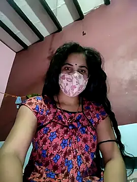 Snapshot of Cut_ragni chatting on 09-15-25, 10:37 Cut ragni online show from 09-15-25, 10:37