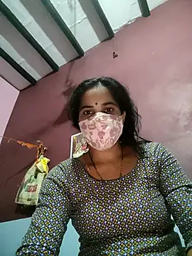 Snapshot of Cut_ragni chatting on 09-26-25, 10:52 Cut ragni online show from 09-26-25, 10:52