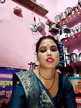 Snapshot of Cut_ragni chatting on 10-10-25, 05:34 Cut ragni online show from 10-10-25, 05:34