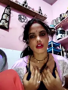 Snapshot of Cut_ragni chatting on 10-27-25, 11:09 Cut ragni online show from 10-27-25, 11:09