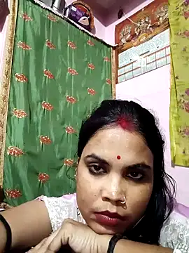 Snapshot of Cut_ragni chatting on 11-11-25, 05:13 Cut ragni online show from 11-11-25, 05:13