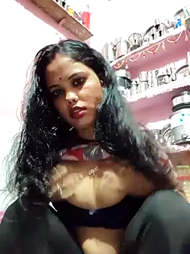 Snapshot of Cut_ragni chatting on 11-17-25, 10:48 Cut ragni online show from 11-17-25, 10:48