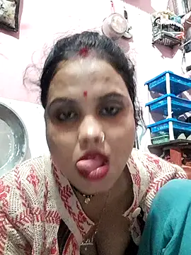 Snapshot of Cut_ragni chatting on 11-19-25, 06:52 Cut ragni online show from 11-19-25, 06:52