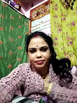 Snapshot of Cut_ragni chatting on 12-17-25, 12:16 Cut ragni online show from 12-17-25, 12:16