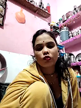 Snapshot of Cut_ragni chatting on 02-06-26, 05:38 Cut ragni online show from 02-06-26, 05:38