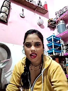 Snapshot of Cut_ragni chatting on 02-11-26, 05:07 Cut ragni online show from 02-11-26, 05:07