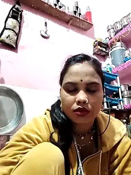 Snapshot of Cut_ragni chatting on 02-14-26, 05:21 Cut ragni online show from 02-14-26, 05:21