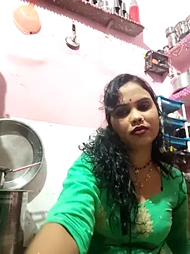 Snapshot of Cut_ragni chatting on 02-22-26, 05:22 Cut ragni online show from 02-22-26, 05:22