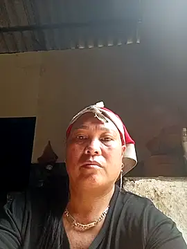 Snapshot of Chubbyhoney1 chatting on 03-24-26, 06:29 Chubbyhoney1 online show from 03-24-26, 06:29